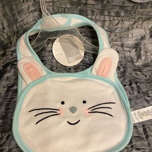 Bunnies baby place White Bunny Bib with Light Blue Trim NWT